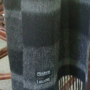 JoS A Bank 100*/* Cashmere scarf  Color is black charcoal and grey plaid